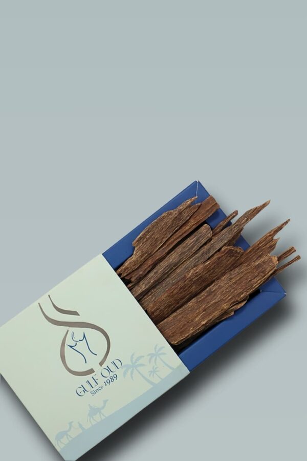 عود هندي سوبر – Natural Oud Hindi Super 100٪ طبيعي بجودة عالية